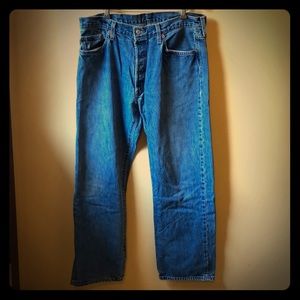 Men’s Levi’s 501 jeans size W38 x L32